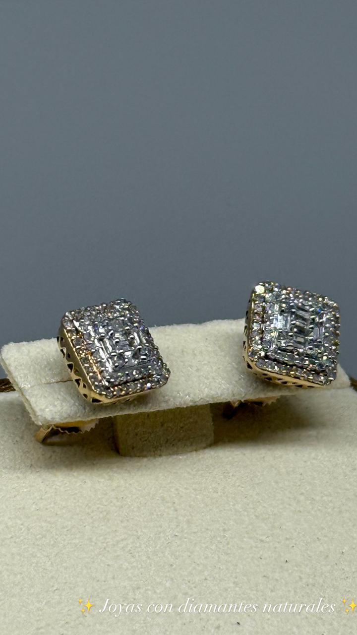 ARETES DIAMANTES CUADRADOS 1.9G 14K 0.45CT